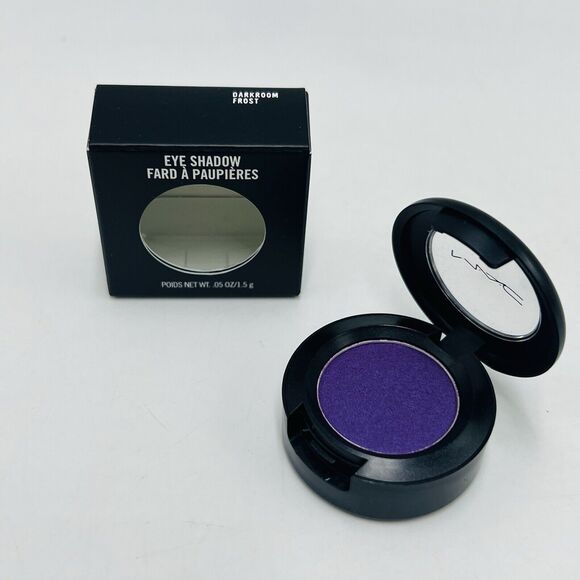 Mac Darkroom Frost Eye Shadow .05 oz New - Picture 1 of 2